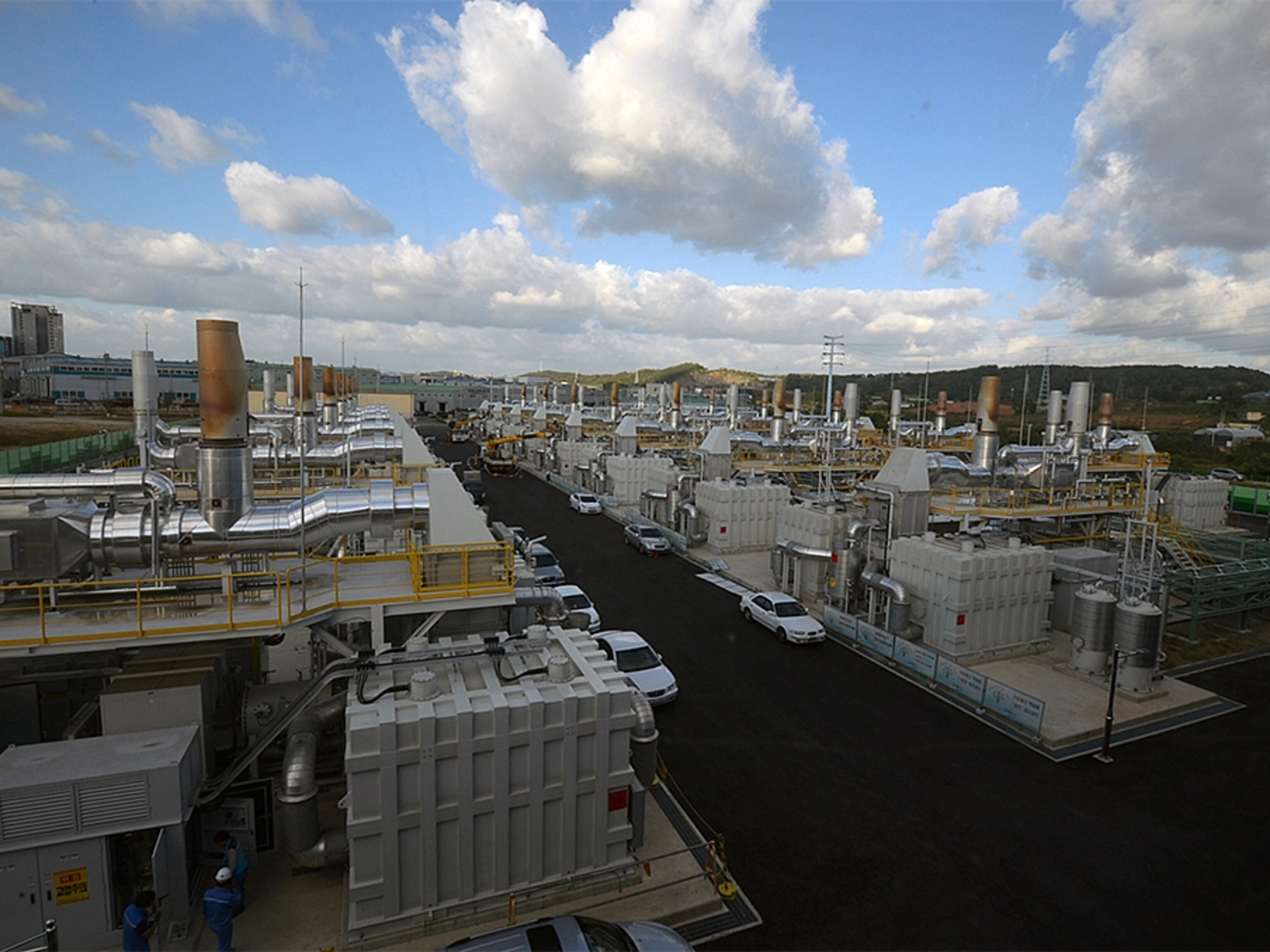 World's largest hydrogen fuel cell power plant